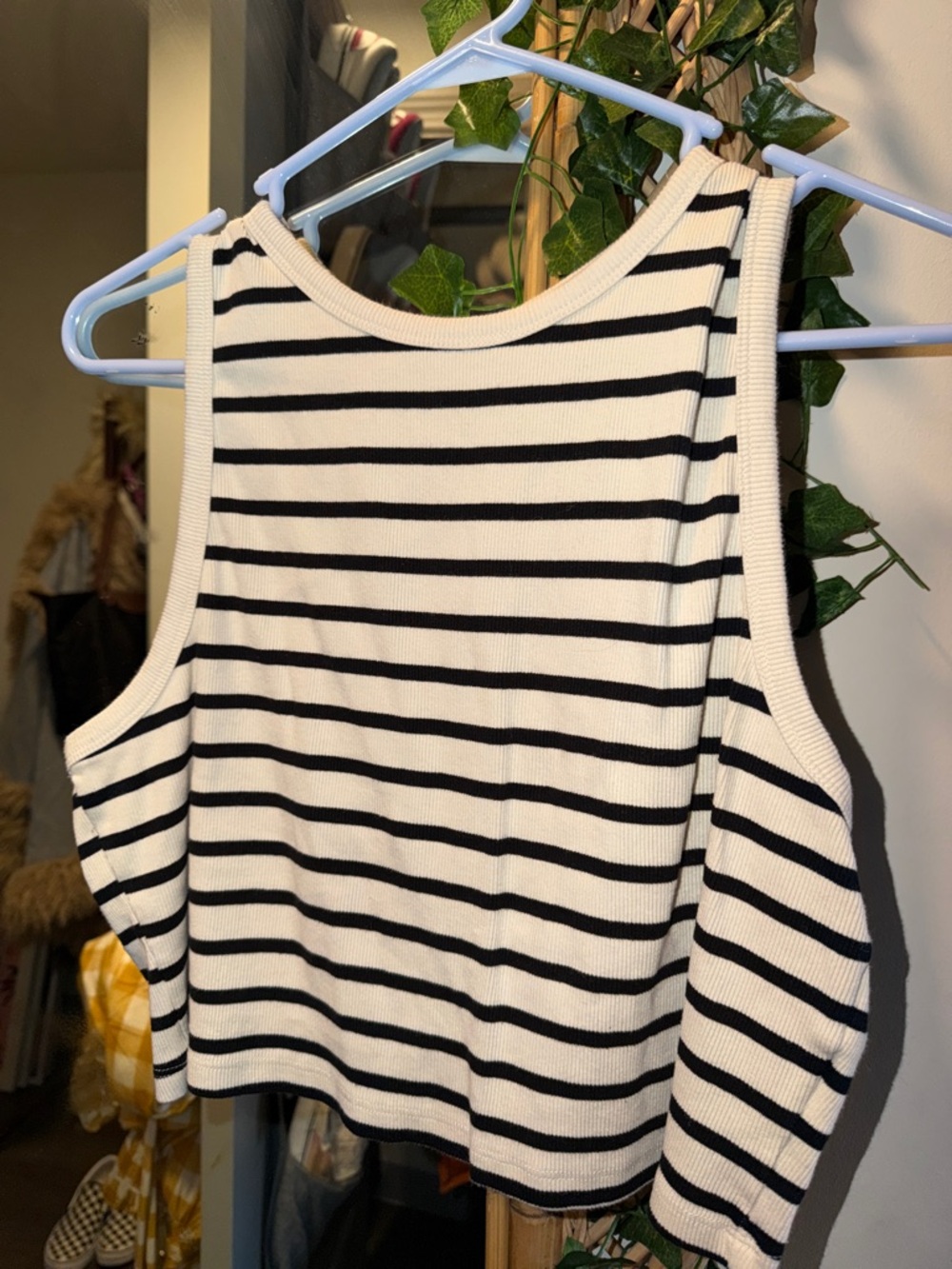 H&M Black and White Striped Ribbed Cropped Tank
